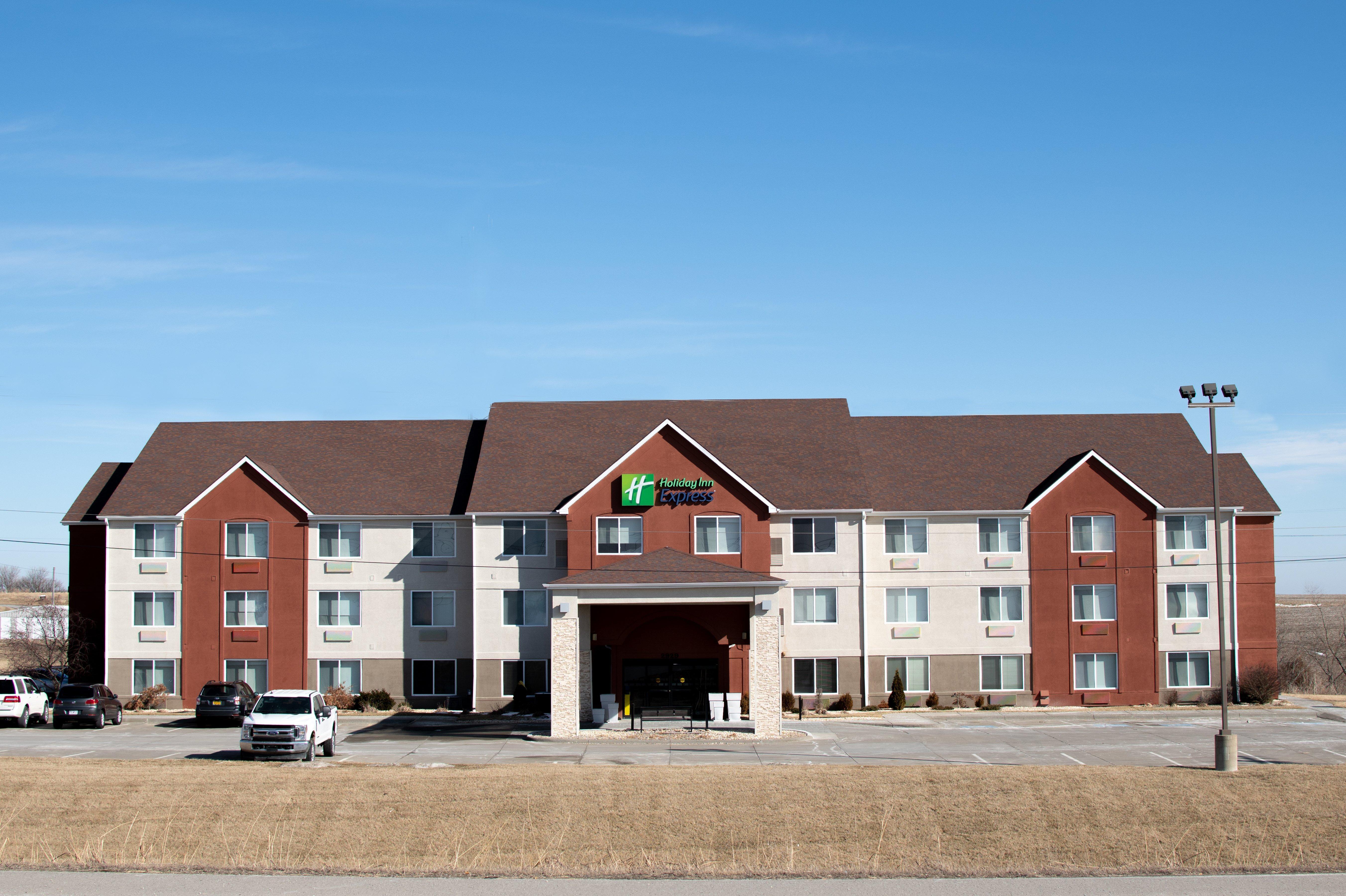 Holiday Inn Express Hotel & Suites Maryville, An Ihg Hotel Exterior foto